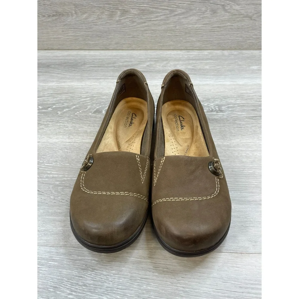Clarks Carleigh Lulin Women's 10 Brown Loafer Nubuck Shoes‎ Comfort Chic Slip-On